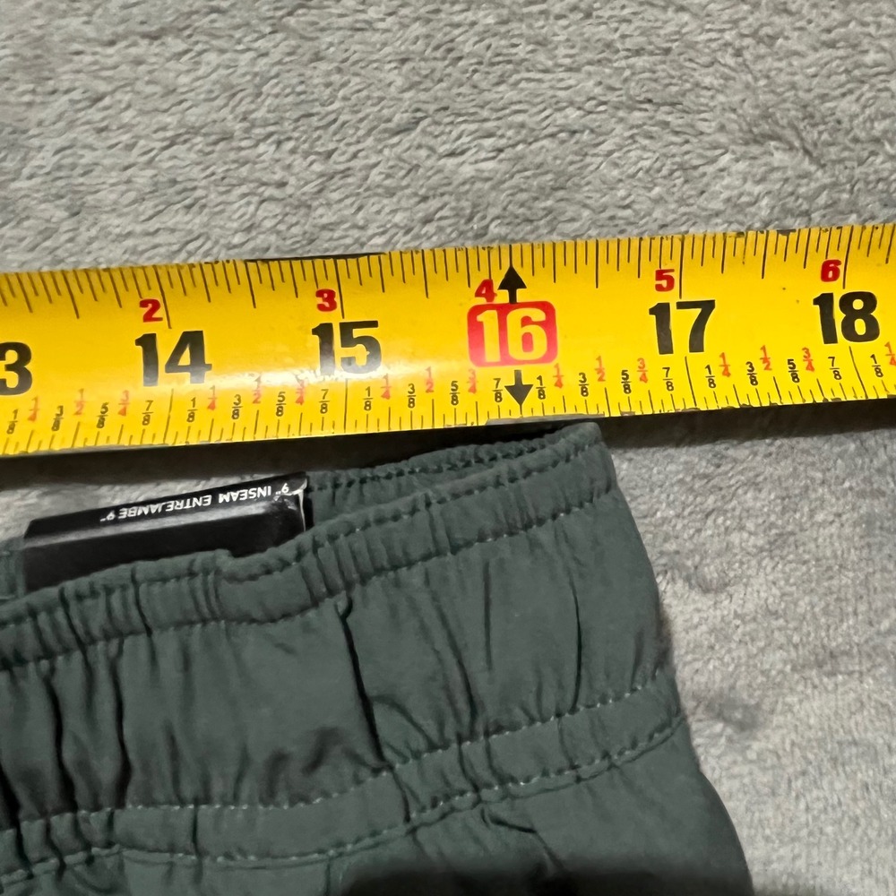 Adidas D4T Training Shorts Men Large Legend Ivy Green 9 Inch Inseam IS2263 - Picture 6 of 7